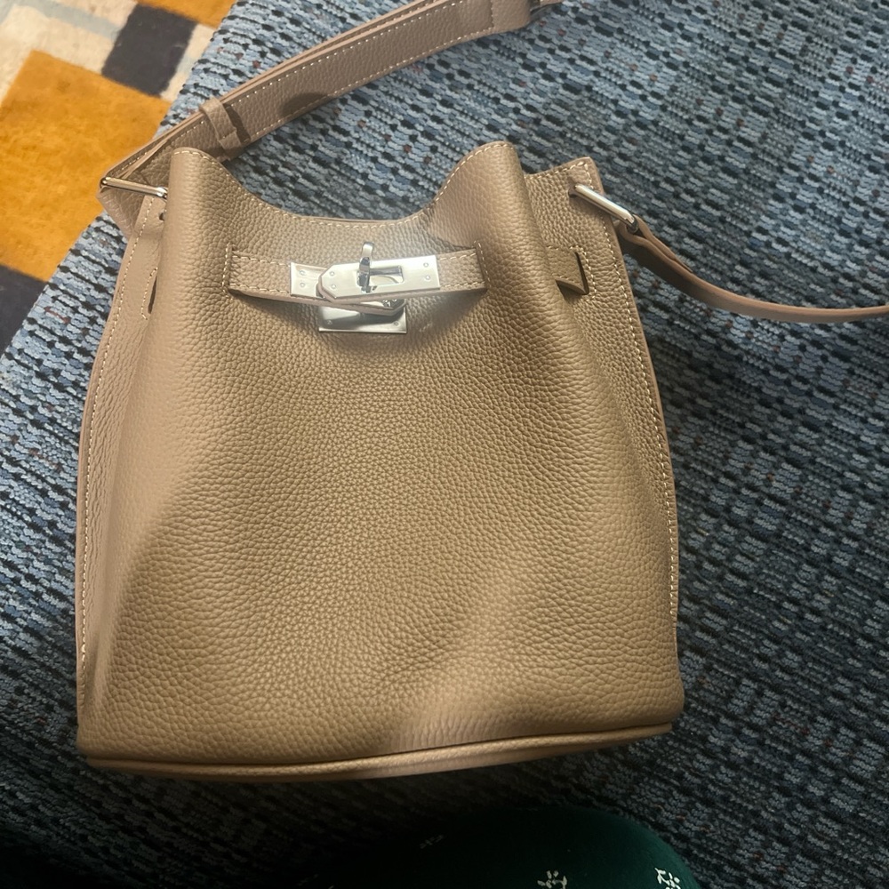 Women's Tan Leather Shoulder Bucket Bag with Silver Hardware